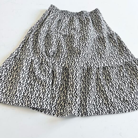 Zara girls ecru black crepe tiered pointelle skirt size 6-7 - Picture 2 of 3